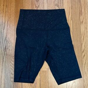 Lululemon Align HR 8” short